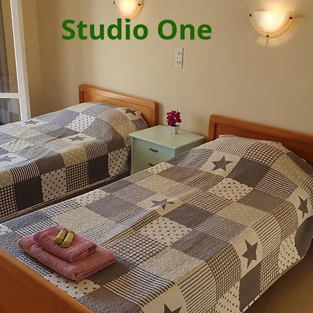 Kivotos Apartment *
