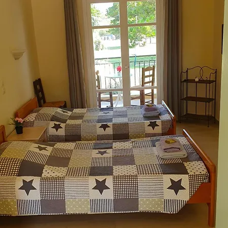 Kivotos Apartment *