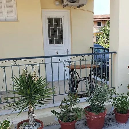 Kivotos Apartment *